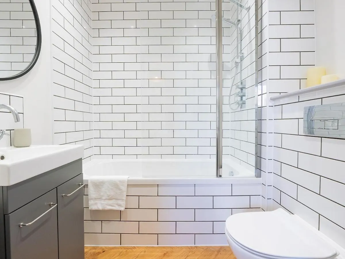 Pass The Keys Stunning 2 Bed Retreat In The Heart Of Bath Apartment United Kingdom