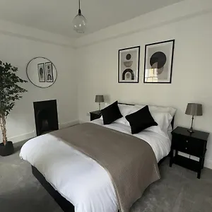  Apartment Kingsmead - Centre