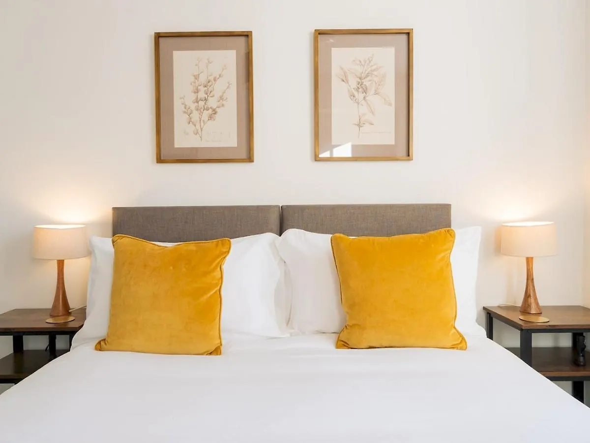 Apartament Pass The Keys Stunning 2 Bed Retreat In The Heart Of Bath Wielka Brytania
